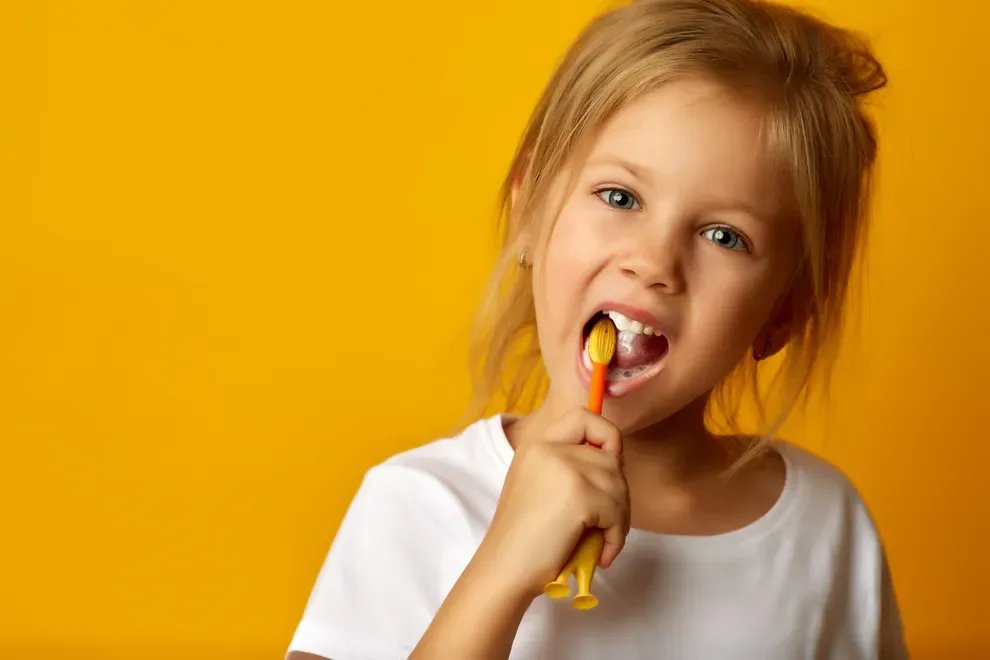 young-girl-brushing-teeth